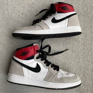 Jordan 1 Retro High “Smoke Grey” 6Y GS/7.5W